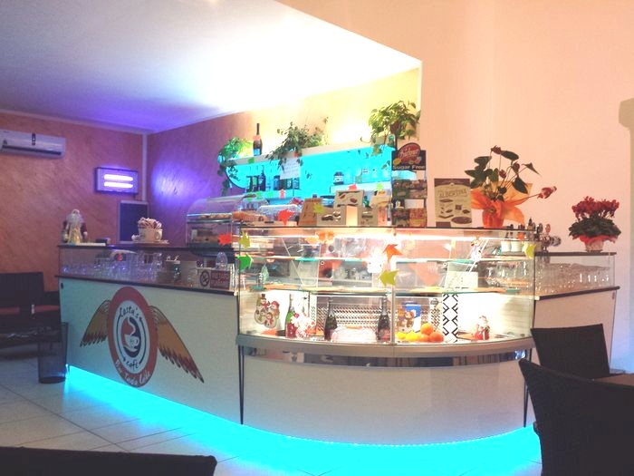 Produttori Banconi Bar Dal 1980 Renato Russo Torino Banconi Bar Produttori Di Banchi Frigo Arredamenti Per Bar Cocktail Station Prezzi
